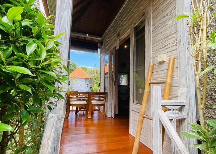 Radiance Sunset 4* Nusa Lembongan (Bali)